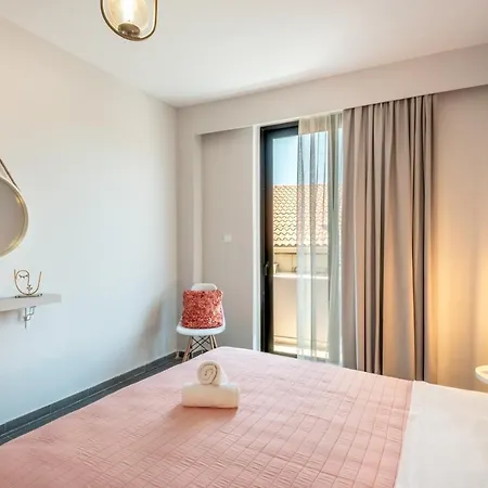Seafront Escape At Koum Kapi In Chania Old Town